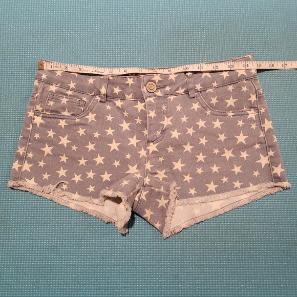 BAJEE COLLECTION by be cool Star Denim Fray Shorts - Picture 4 of 4
